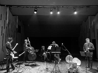 New Folk – Rosa, la voix d’un peuple - Culture Concerts - Opéras - Soirées Chant / Chanson Musique du monde Concert - PIC - Pôle Instrumental Contemporain - Marseille - Spectacle-Marseille - Sortir-a-Marseille