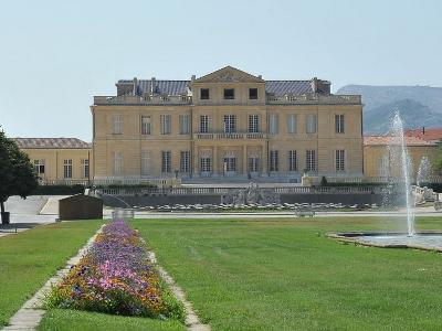 Visite commentée thématique « La bastide Borély »

Culture Et sinon… Décoration Visite guidée et/ou commentée

Jeudi 31 octobre 2024 à 15h30.

Musée Borély – Musée des Arts décoratifs, de la Faïence et de la Mode